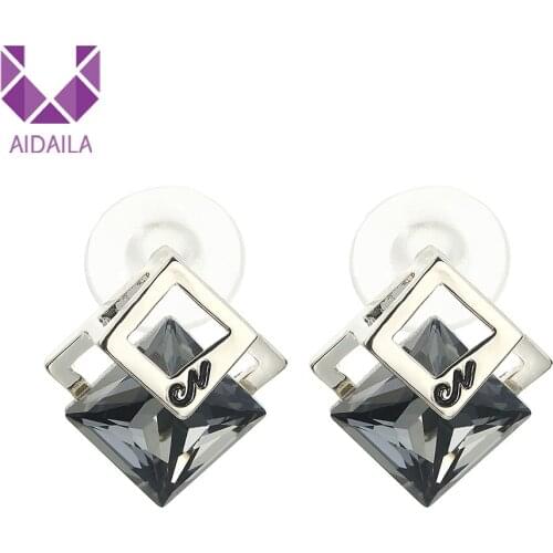UNFADINGLOVEUBL Stud Earrings