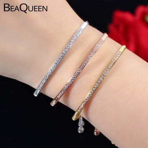 BeaQueen Fashion Tiny Cubic Zirconia Stones Setting Yellow Gold Color Adjustable Bracelets Finger Jewelry for Women B154
