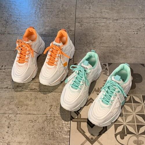 Womens shoes autumn breathable 2020 new Korean fashion wild running shoes thick bottom womens casual shoes