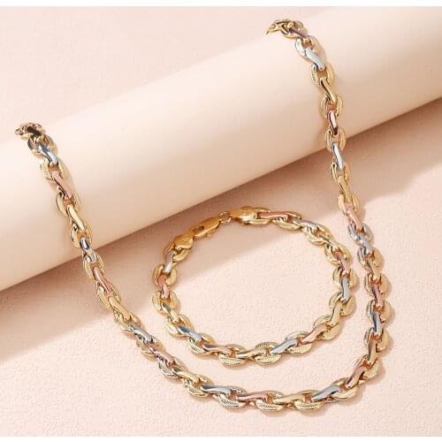 DM Design Golden Chains