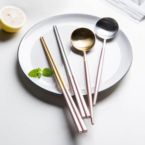 Hot 2pcs/lot Korean Gold Chopsticks Spoon Set 304 Stainless Steel Reusable Black White Hashi Sushi Sticks Kitchen Accessories