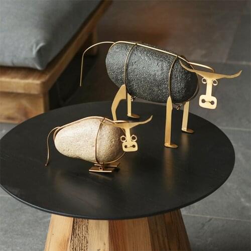 Modern Brushed Gold Stainless Steel Cow Frame Figurines Decor Home Living Room Furnishing Office Desktop Ornaments Artwork Gifts