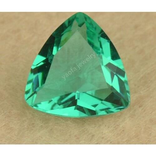 Sale 3x3~13x13mm 5A Grass Green Color Synthetic Glass Gemstone Beads Triangle Trillion Shape Cut Loose Glass Stone For Jewelry