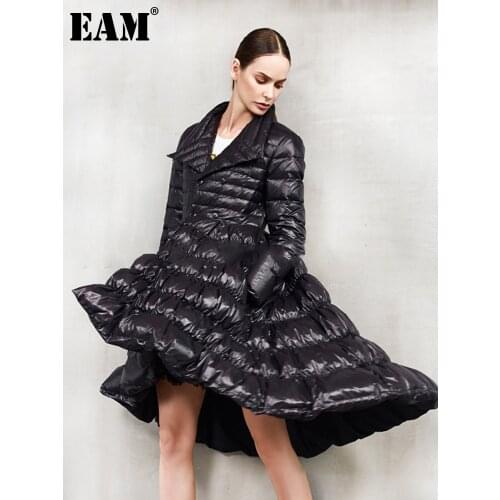 [EAM] Loose Fit Big Hem Asymmetrical Down Jacket New Lapel Neck Long Sleeve Warm Women Parkas Fashion Spring Autumn 2021 1A407