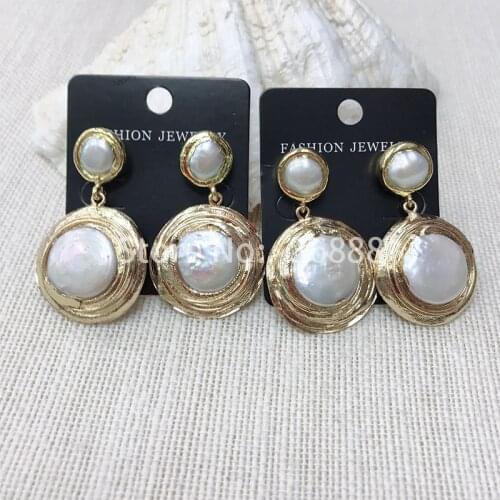 European and American fashion style pearl earrings simple and atmospheric earrings accessories