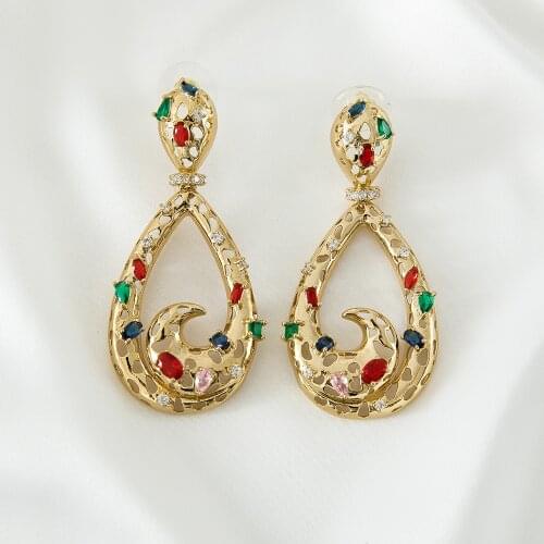 Fancy Long Pendant Fashion Jewelry Light Earrings For Women 2021 Crystal Accessories Party Gift for Girlfriend