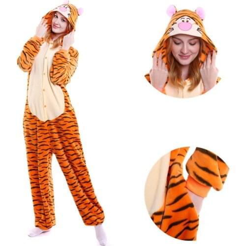 Mom Daughter Clothes Set Christmas Family Pajama Sets Animal Cosplay Unicorn Sleepwear Tiger Pyjama Kigurumi Girl Boys Pajamas