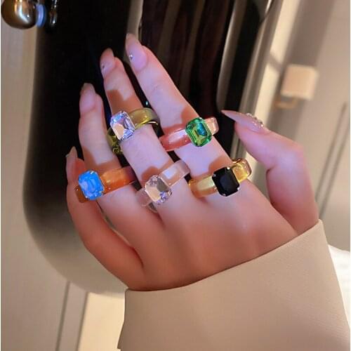 Origin Summer Sweet Multicolor Shiny Rhinestone Rings for Women Candy Color Crystal Arcylic Chunky Ring Statement Accessories