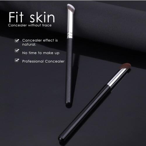 1pc Angled Concealer Brush Makeup Brushes Thumb Shaped Concealer Brush Make Up Professional Beauty Tools Makeup Brushes