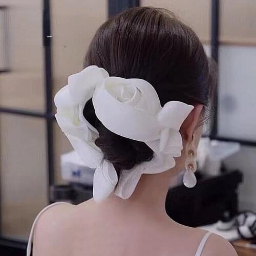 White satin bride hair hoop headdress Japanese and Korean wedding and makeup dress travel shoot style real hair jewelry