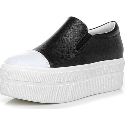 Platform Sneakers Leather Women Shoes Fashion Black White Sneakers Women Shoes Casual Comfort Slip on Shoes for Women High Heels