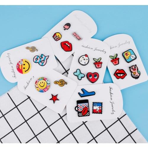 3-4Pcs/Set) Multi Shapes Cartoon Icons on The Pin Kawaii Icon Badge on Backpack Badges for Clothing Acrylic Badges for Kids