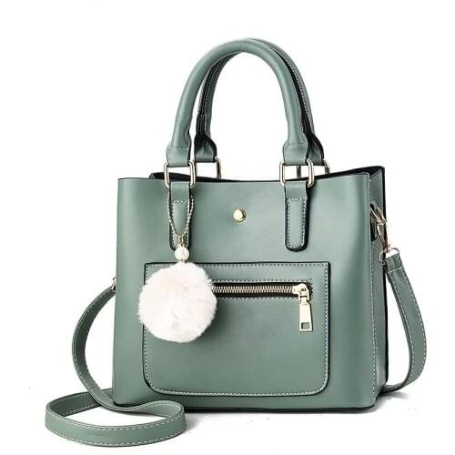 Ladies bag simple and versatile 2020 fashion handbag shoulder bag messenger bag personality hair ball handbag female bag