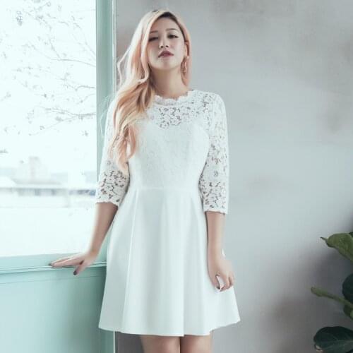 Prom Dresses A-Line Plus Size Three Quarter Sleeve O-Neck Tea-Length Satin Regular Lace Up Pattern Appliques Party Dress D078