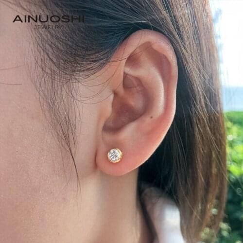 AINUOSHI 0.5ct/1.0ct Classic Round Cut Moissanite Stud Earrings For Women 925 Silver Jewelry Gifts