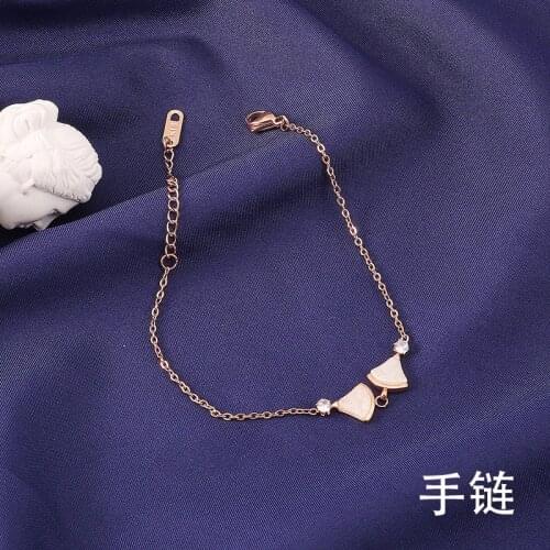 Fashion Jewelry titanium steel Bracelets, Titanium steel rose gold fan skirt shell bracelet, No allergies, no fading