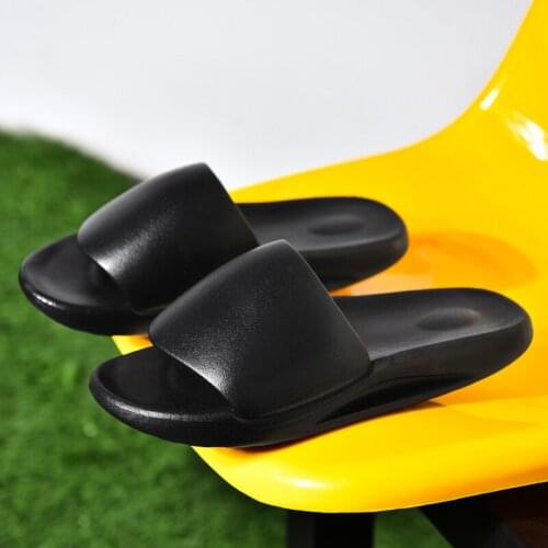 2021 Fashion Simple Slippers Indoor Home Furnishing Solid Color Slippers Mens Home Shoes Comfortable Flat Non-slip Beach Shoes