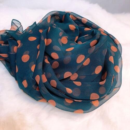 New 2020 Women Winter Dot Chiffon Hijab Sunscreen Beach Wholesale Long Bandana Cachecol Pashmina Poncho Foulard Femme Scarves