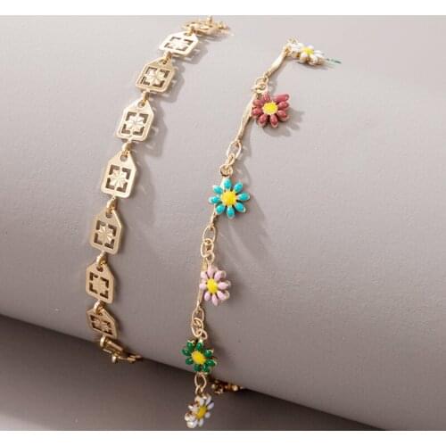 2 Pcs/Set Daisy Flower Charm Ankle Bracelets for Women Anklet Bracelets On Leg Girls Foot Chains Boho Beach Jewelry Gift