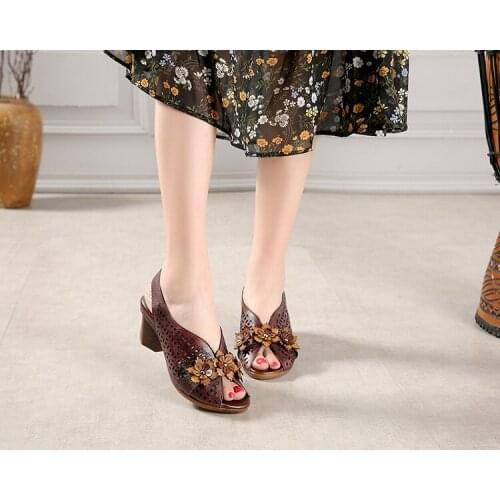 Famous folk style leather sandals with rough heels and hollow fishmouthIndividual Leisure Comfortable Medium-heeled Womens Shoe