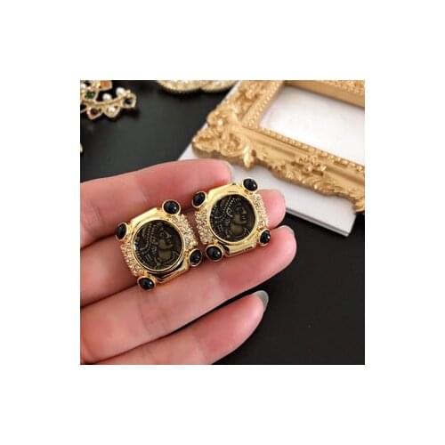 Medieval Series Retro Beauty Head Stud Earrings