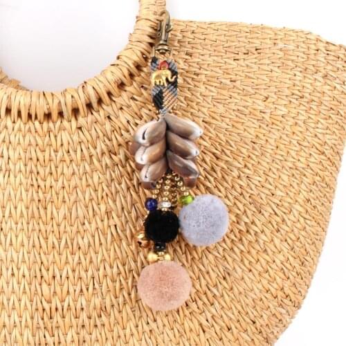 1Pc Natural Shell Colorful Bead Pompom Ball Pendant Vintage Beach Ethnic Key Chains Women Handbag Jewlery Wholesale E2665