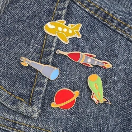 Airplane Rocket Spacecraft Enamel Pins and Brooches Backpack Metal Badges Bag Jackets Lapel Pin Decoration Jewelry Gifts For Kid