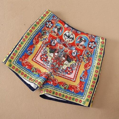 2021 Summer High Waist Shorts Women Vintage Roman print Bright silk Fashion Classic Shorts
