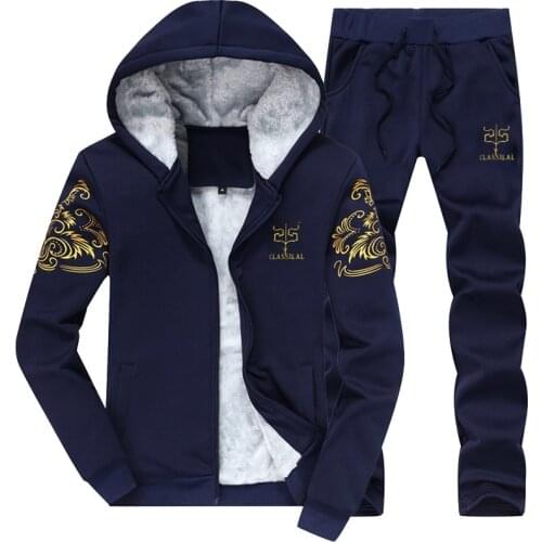 Mens casual sports suit with hood and thick wool collarMens clothing in winter