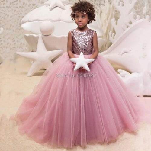 Pink New Arrival Flower Girls Beaded Sleeveless Tulle V-back Ball Gowns Chapel Train Girl First Communion Princess Wedding Dress