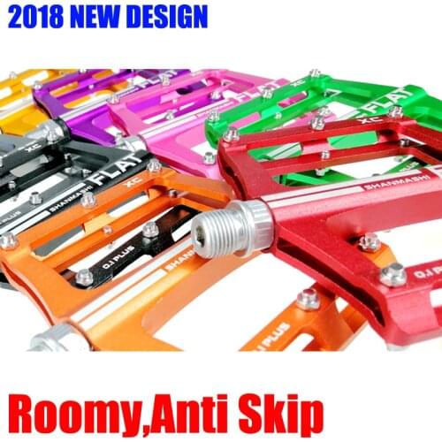 2018 New Design Mountain Bike BMX Fix Gear Bike Pedal Bearing Plate Comfortable Foot Pedal Cr Mo Steel Axis MTB Cycling Pedals