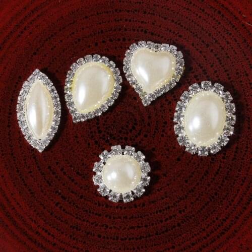 200pcs/lot) 5 Styles Mini Handmade Clear Artificial Alloy Flatback Wedding Bottons For Embellishment Metal Jewelry Pearl Button