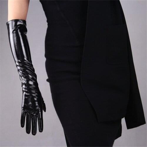 50cm Long Sectiof Patent Leather Gloves Emulation Leather Sheepskin Bright Leather PU Bright Black Womens Gloves PU42-50