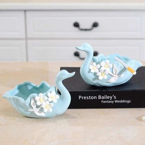 Creative Ceramic Swan Ashtray Blue Pink Fashion Smoking Ash Tray Cute Weed Gift For Boyfriend Home Decoration Accessories