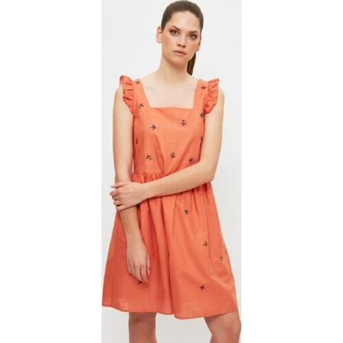 Trendyol Embroideried Dress TWOSS21EL4084