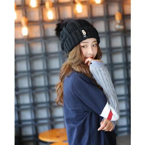 Winter chic hat neck suit, warm ladys knitted cranial, multi-color optional beanie