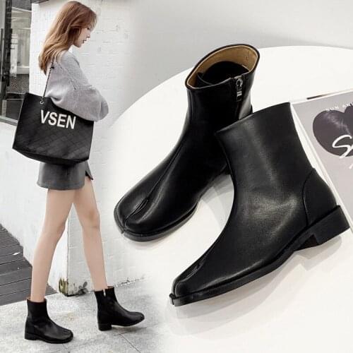 Split-toe Shoes Womens Low Heel Square Toe Short Boots 2020 New Black Martin Boots Low-heel Pig Trotters Split-toe Boots Women