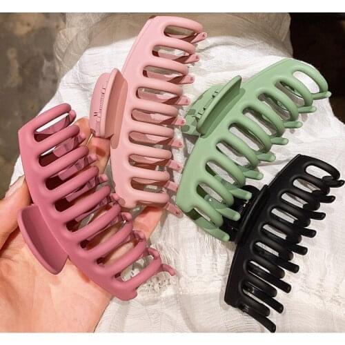 Big 11cm Claw Clip for Women Tough Black Plastic Hair Claws Large Size Hair Clamps Claw Clip Crab for Hair Accessories for Women