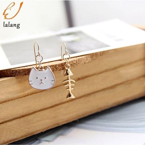 New Cute Asymmetric Cat Fish Earrings Enamel Kawaii Kitten Fishbone Earrings For Women Fashion Cat Face Jewelry Gifts