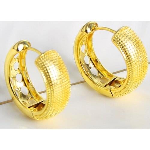 Fashion Jewelry Jewelry 2020 Hoop Earrings Womens High Quality Round Ellipse Hollow Classic For Party Wedding Daily Gift