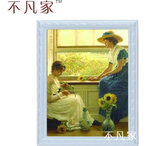 Wholesale dollhouse 1:12 scale miniatue Classical two girls oil painting C-17