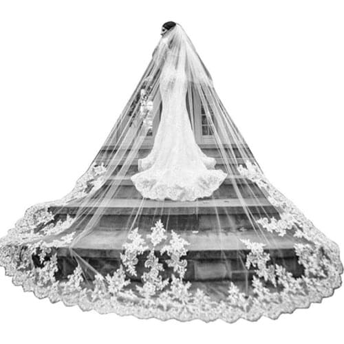 Bridal Veils 2020 New Cathedral Length With Free Comb 3 M Long White Ivory Lace Appliques Crystal Wedding Veils