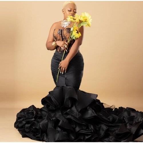 Black Exposed Boning Mermaid Evening Dresses Sweetheart Lace Nude Design Special Occasion Dress Ruched Long Prom Gowns