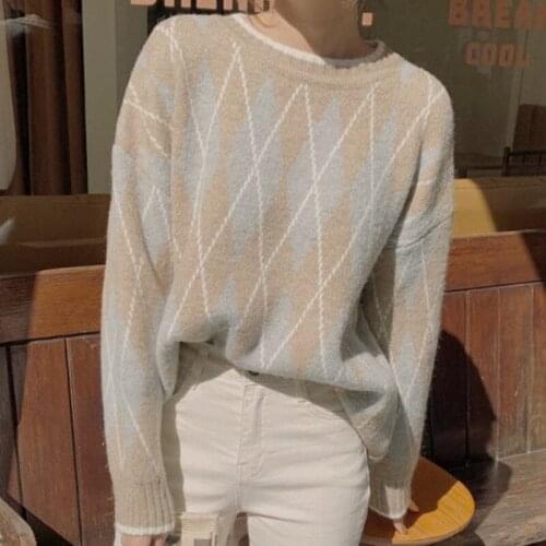 Winter Argyle Sweater Women loose Diamond Pattern Knitted Sweater Female Elegant V Neck Jumper Pullovers Women Chic Tops