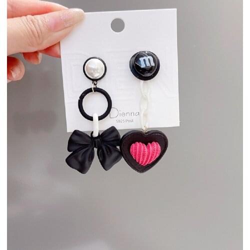 2021 New Trend Acrylic Exaggerated Heart Bow Pearl Asymmetric Pink Black Earrings For Women Unusual Ear Dangle Charm Y2k Jewelry