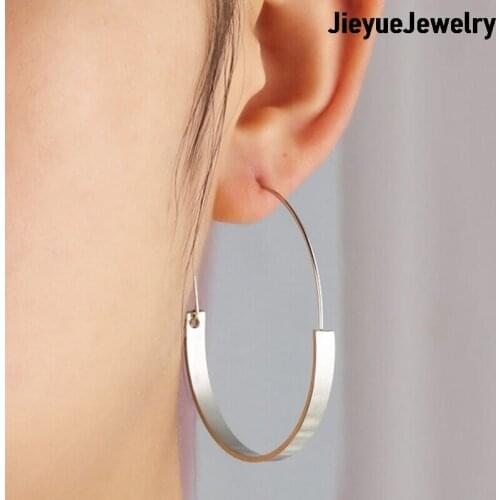 New Women Sweet Semicircular Earring Trendy Jewelry 2 Color Fashion Simple Earrings Ladies Party Birthday Gift 1pair 4.5*5cm