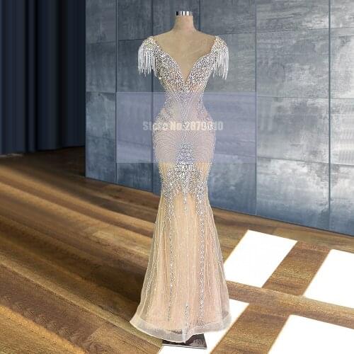 Champagne Illusion V-Neck Mermaid Evening Dress Crystals Beaded Sequins Tassel Floor-Length Prom Dress Formal Dress 2020 Dubai