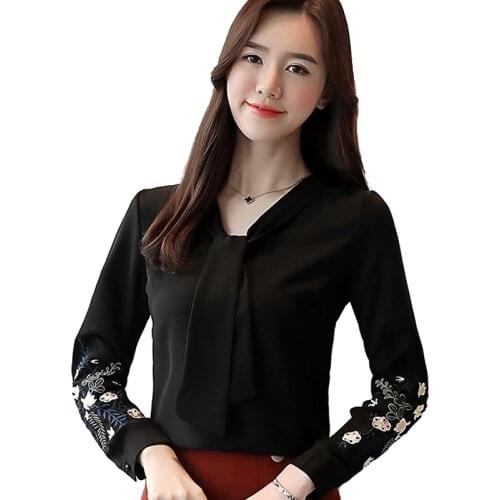 Soisansoi Women's Shirts With Embroidery