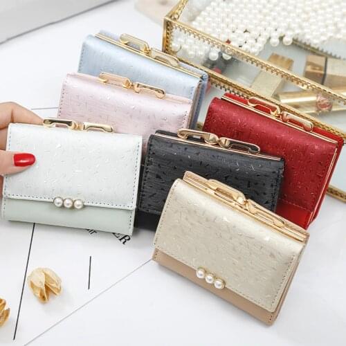 2020 Pearl Element Trifold Women Wallets Short Soft Leather Ladies Purse Clamp Designer Coin Pocket Card Holder Female Wallet