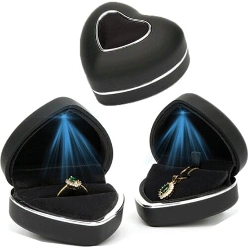Heart-shaped LED Light Wedding Ring Box Engagement Rings Necklace Earrings Pendants Jewelry Display Case Holder Gift